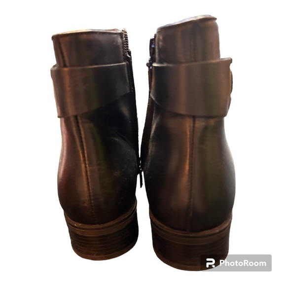 Geox ladies leather booties **these are black*** - Picture 4 of 6